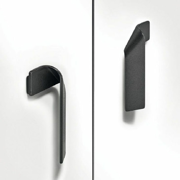Tirador para mueble, Tirador con asa horizontal de