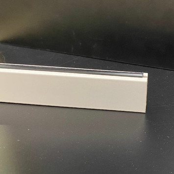 Barra colgar rectangular blanca metro lineal